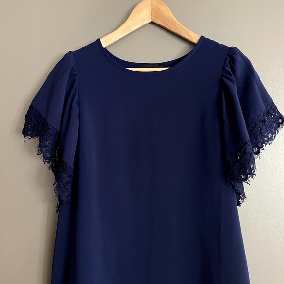 NWT Sugar + Lips Camilia Crochet Trim Dress Navy Blue Size XS‎ Lace Sleeve Shift - Picture 3 of 11